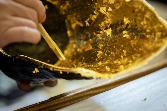The unparalleled mastery of manipulating the world's thinnest gold leaf